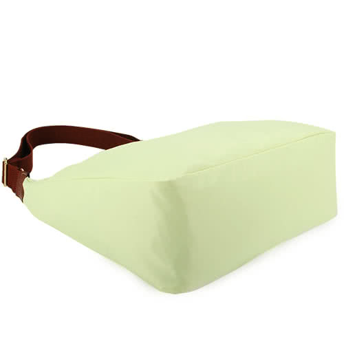 【Longchamp】經典尼龍弧形斜背包(淺綠色)