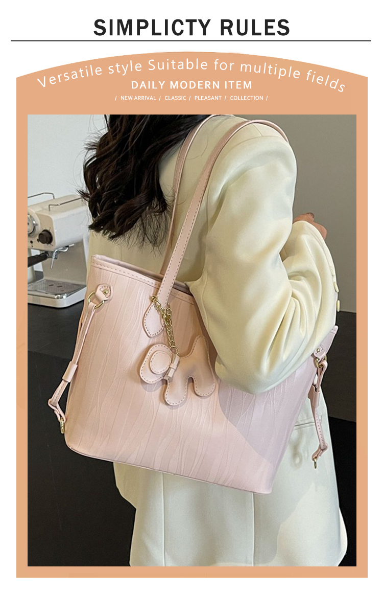 Rosse Bags 經典時尚條紋掛飾大容量肩背托特包(現+ Rosse Bags 經典時尚條紋掛飾大容量肩背托特包(現+