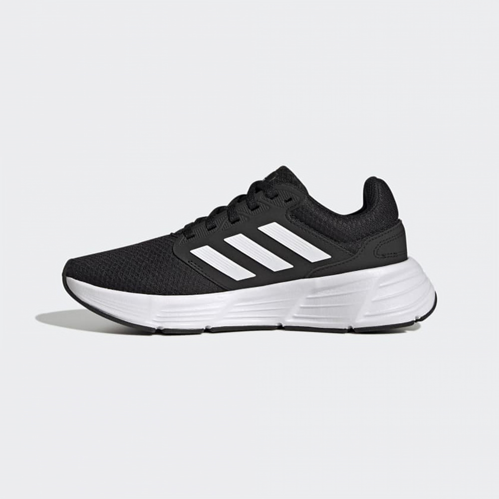 adidas 愛迪達 慢跑鞋 女鞋 運動鞋 緩震 GALAX adidas 愛迪達 慢跑鞋 女鞋 運動鞋 緩震 GALAX