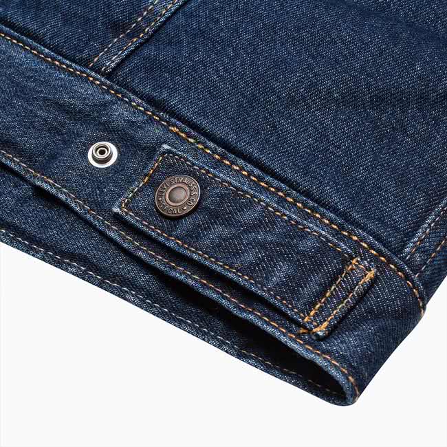 【Levis】羽絨牛仔外套 / 80%灰鵝絨 / 率性