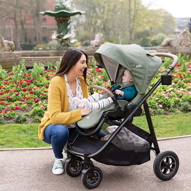 joie versatrax travel system