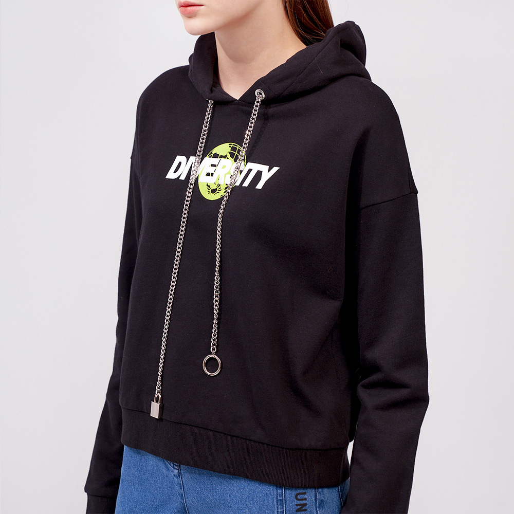 mia mia 項鍊造型連帽上衣優惠推薦 mia mia 項鍊造型連帽上衣優惠推薦