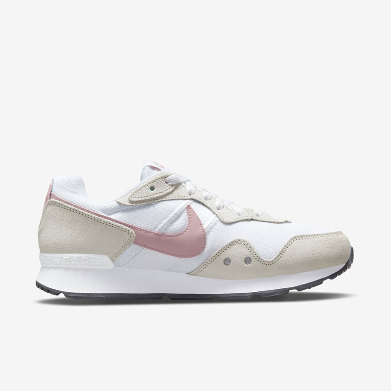 NIKE 耐吉 Venture Runner Wide 女鞋