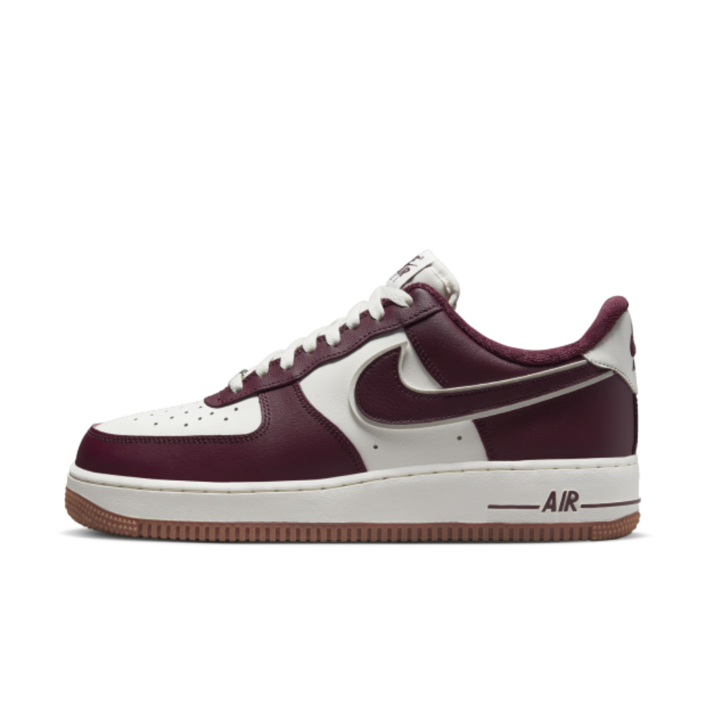 NIKE 耐吉 AIR FORCE 1 07 LV8 酒紅 