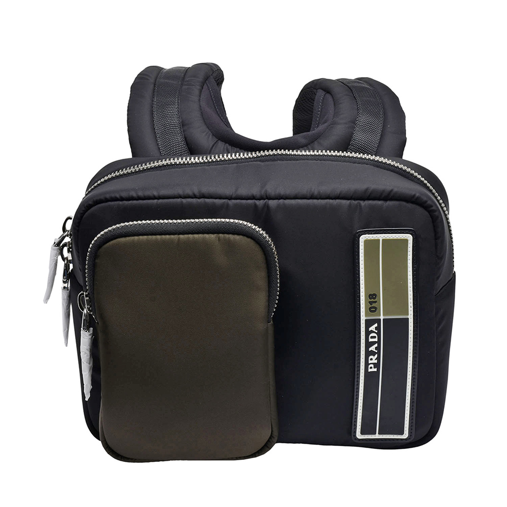 PRADA 普拉達 經典尼龍橫式後背包(黑色/綠2VZ044