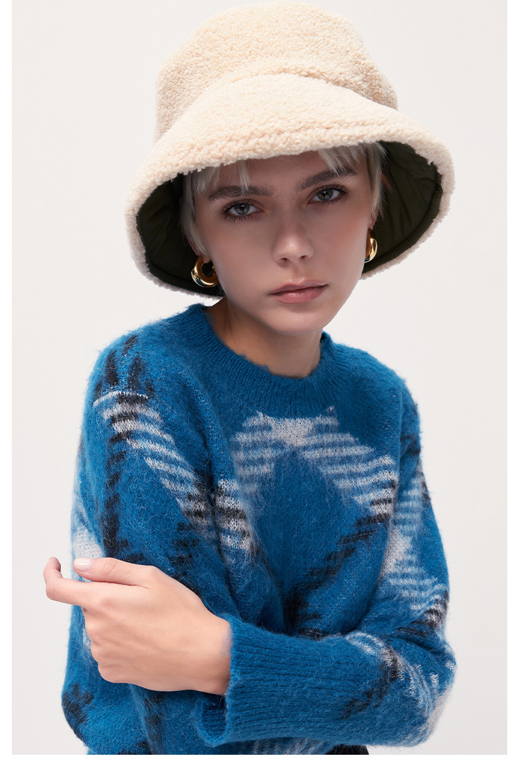 MOMA 藝術幾何風馬海毛衣(藍色)好評推薦