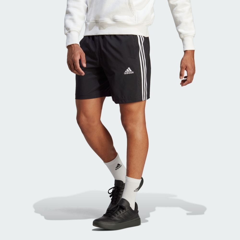 adidas 愛迪達 ESSENTIALS 運動短褲(IC1