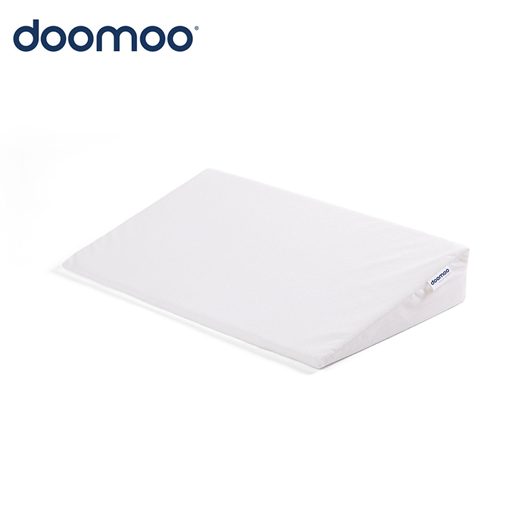 Doomoo 防溢奶斜坡枕(北歐風 防嗆 溢奶)折扣推薦