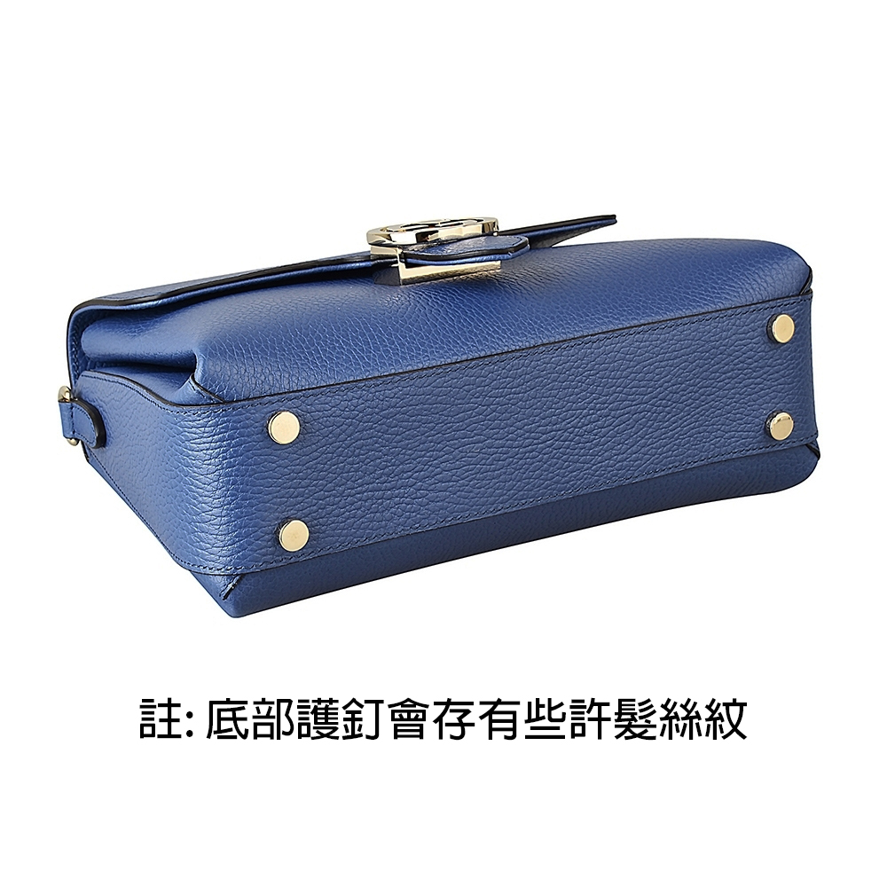 註底部護釘會存有些許髮絲紋 