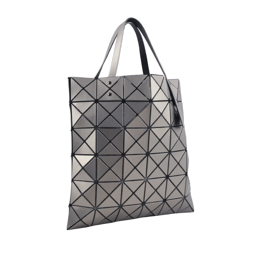 ISSEY MIYAKE 三宅一生 BAO BAO Luce