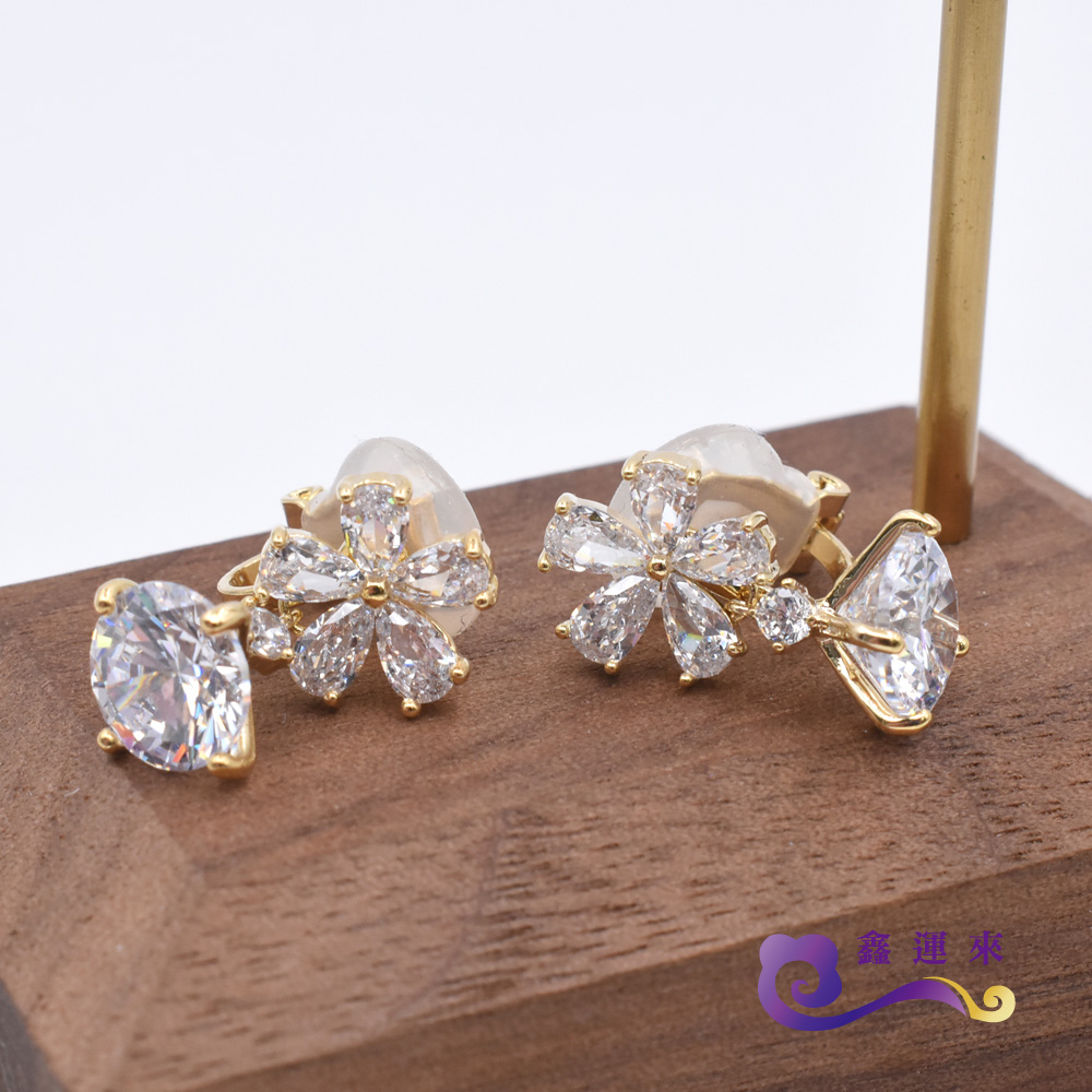 Selene 簡約花朵鑽石造型耳環(耳夾款式)好評推薦