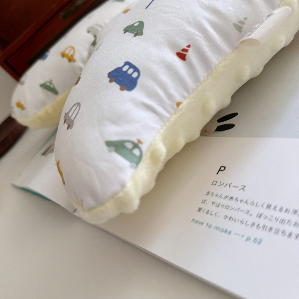 赤赤見洋 、。 出 愛、引立 