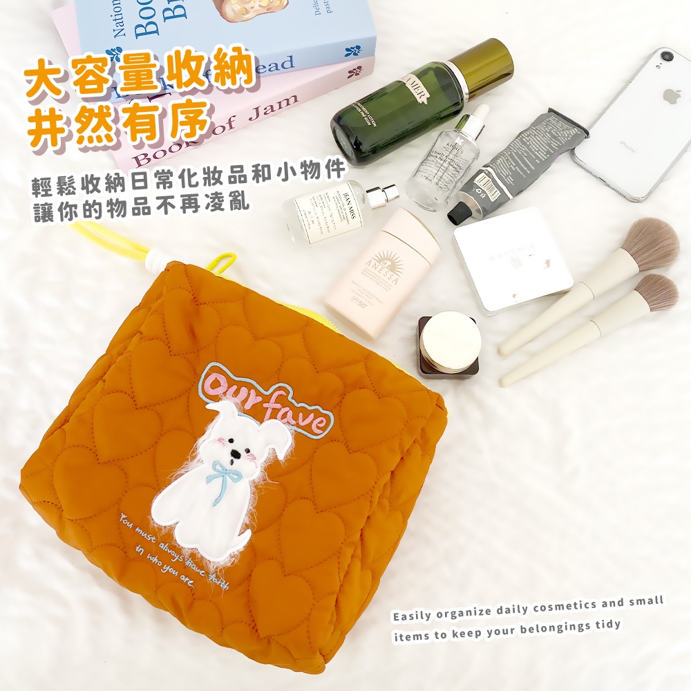 井然有序。 大容量收納 輕鬆收納日常化妝品和小物件 讓你的物品不再凌亂 