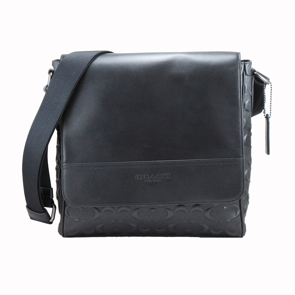 COACH 新款浮雕LOGO皮革上掀斜背包(黑)優惠推薦