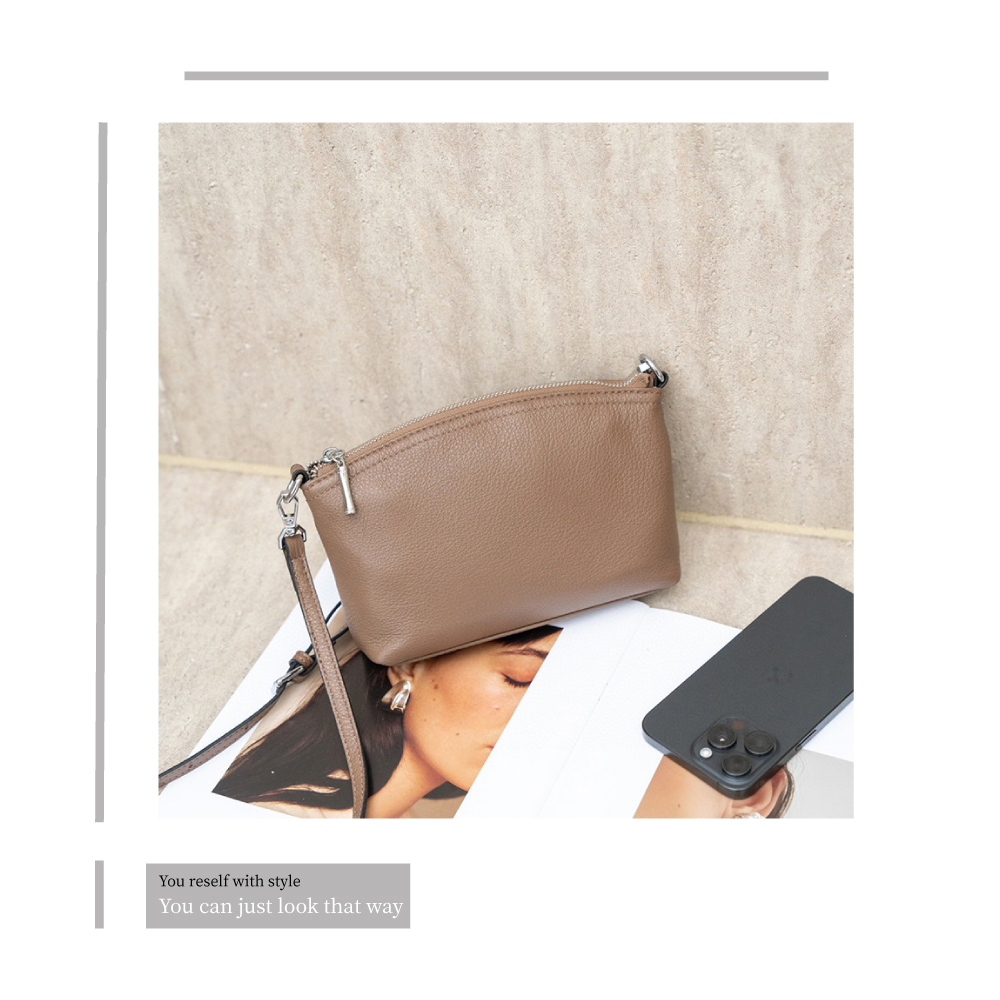 MAISY 經典迷你頭層牛皮小方包 肩背包 斜背包(棕色／黑