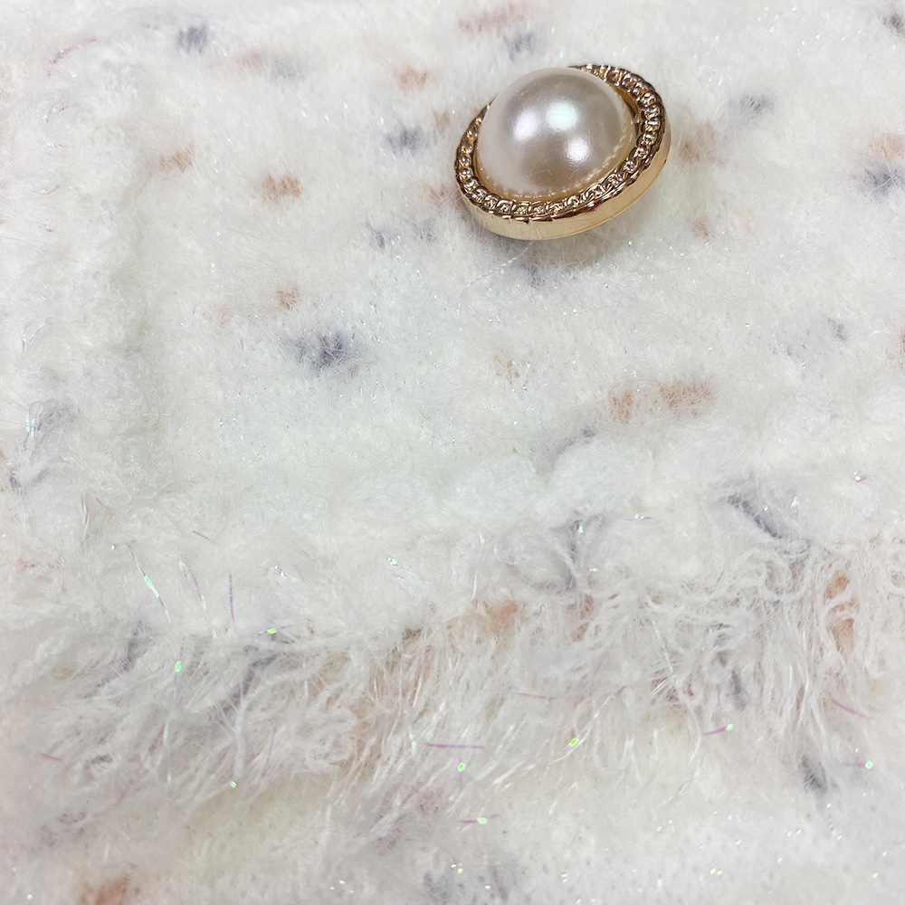 buyer 白鵝 厚針織 白底彩點水貂毛外套(白底彩點)評價