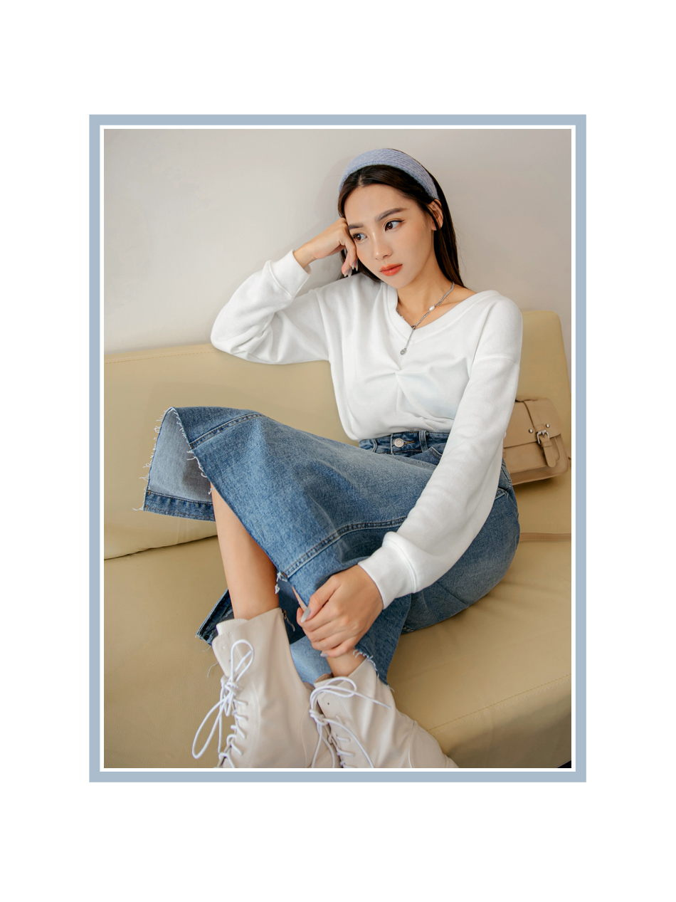 OB 嚴選 純色保暖磨毛短版扭結長袖上衣 《AB16574》