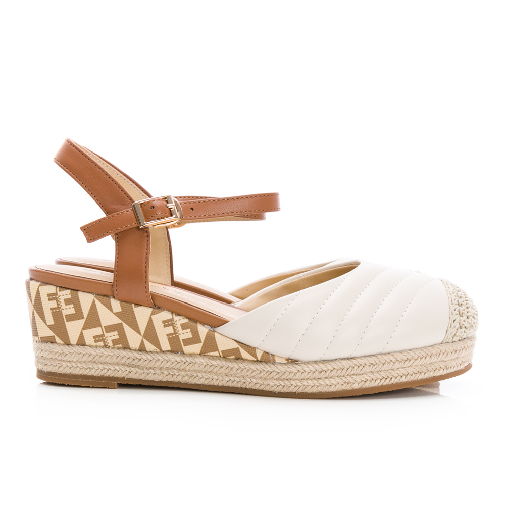 GDC 質感羊皮柔軟麵包感草編楔型厚底涼鞋-米白(41249 GDC 質感羊皮柔軟麵包感草編楔型厚底涼鞋-米白(41249