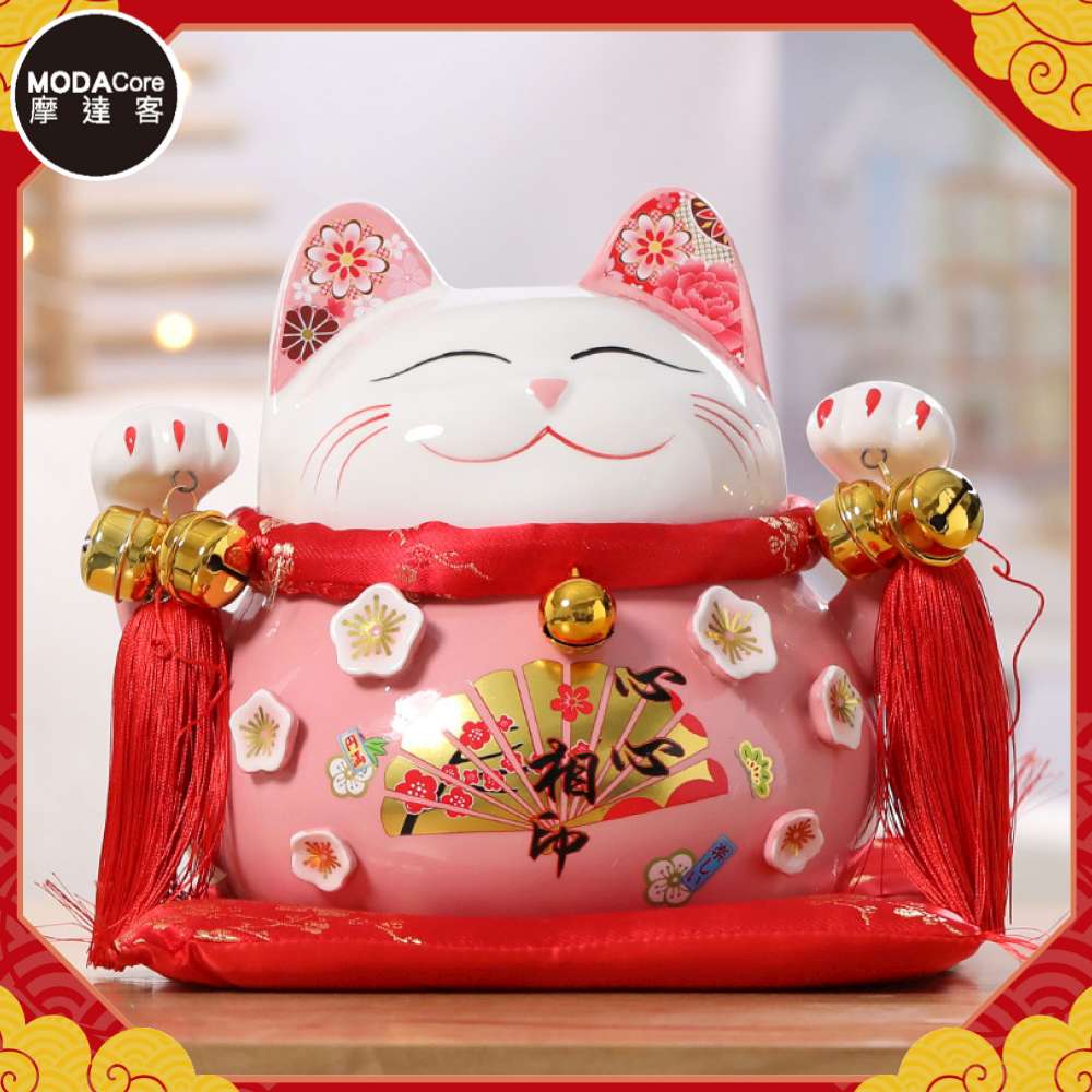 摩達客 春節開運招財☆8.5吋粉紅心心相印桃花招財貓_含坐墊