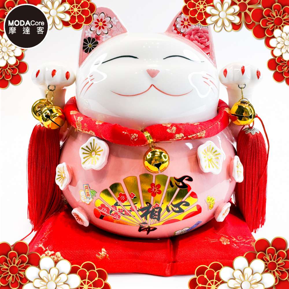 摩達客 春節開運招財☆8.5吋粉紅心心相印桃花招財貓_含坐墊