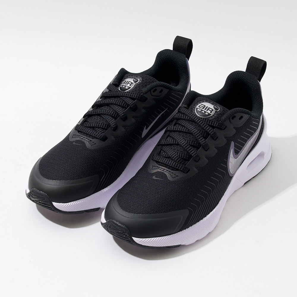 NIKE 耐吉 Air Max Nuaxis 女鞋 黑白銀色