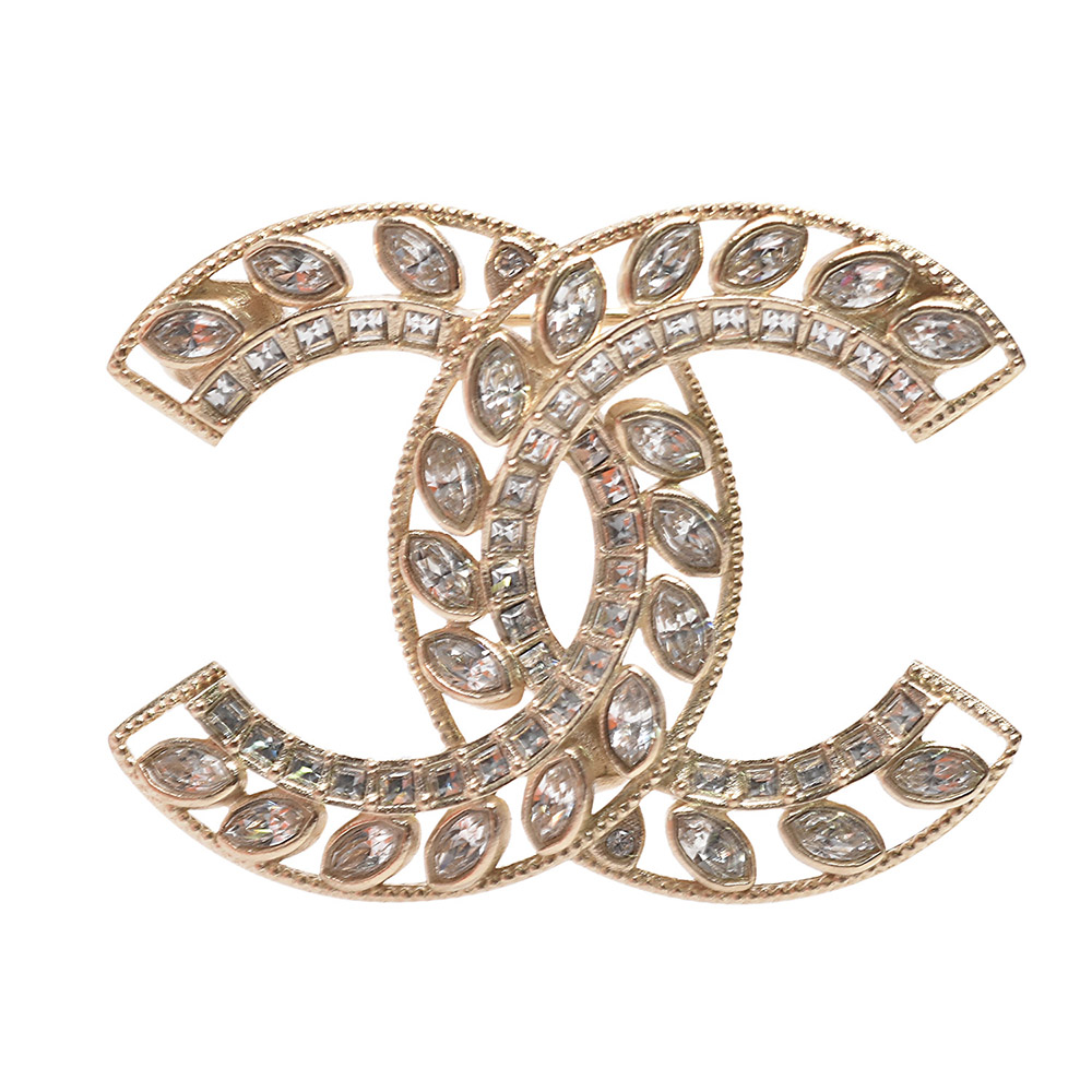 CHANEL 香奈兒 經典橢圓水晶鑲飾簍空雙C LOGO造型