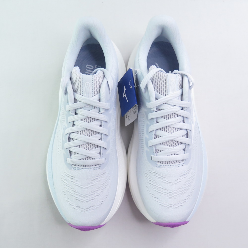 MIZUNO 美津濃】WAVE SKY 9 女慢跑鞋(J1GD250273 淺灰x白) - momo購物