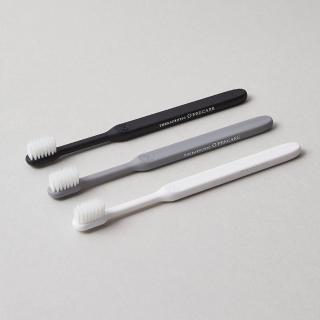 【O’PRECARE】淨齒專家雙層柔纖刷毛牙刷(矯正牙齒適用)