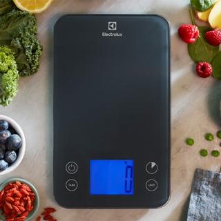 【Electrolux 伊萊克斯】伊萊克斯 廚房藍牙料理電子秤(BKS2)