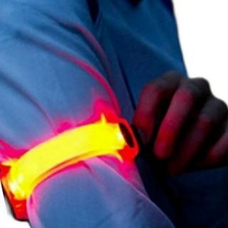 【Ainmax 艾買氏】LED 發光臂帶 發光手環 運動臂帶 運動手環 腳環 反光條 警示燈(買就送發光 LED燈)