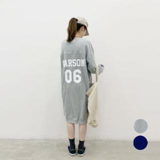 【橘魔法】背後字母數字印花長版上衣（大人賣場）(長版衛衣 長袖上衣 大人 親子裝 兒童 童裝)