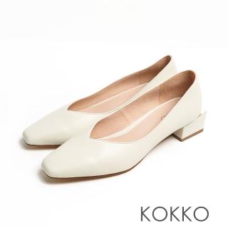 【KOKKO 集團】經典手工簡約方頭柔軟綿羊皮金屬粗跟鞋(米色)