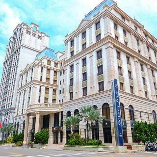 【LION TRAVEL 雄獅旅遊】苗栗馥藝金鬱金香酒店(雅緻雙人大床房 含早)