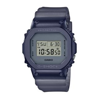 【CASIO 卡西歐】G-SHOCK 經典方型金屬錶殼 半透明錶帶 電子錶(霧灰藍_GM-5600MF-2)