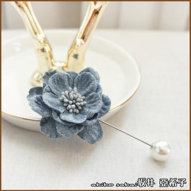 【Akiko Sakai】花朝一瞬手工編織山茶花造型珍珠胸針(生日 送禮 禮物)