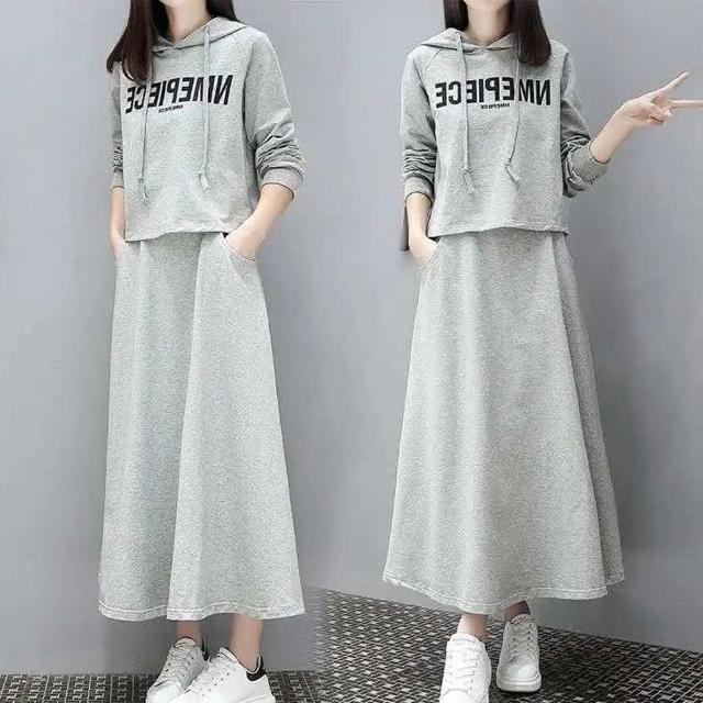 【初色】連帽字母印花運動風上衣A字寬鬆休閒裙套裝-共2色-64602(M-2XL可選)