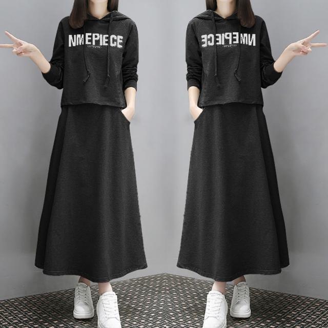 【初色】連帽字母印花運動風上衣A字寬鬆休閒裙套裝-共2色-64602(M-2XL可選)