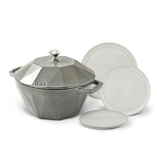 【STAUB】鑽石琺瑯鑄鐵鍋22cm＋松露白餐盤3件組(德國雙人牌集團官方直營)
