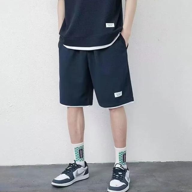 【D.studio】韓版寬鬆休閒運動套裝 短袖上衣+五分短褲(運動短褲短褲男男裝褲子男運動褲短袖t恤衣服 S262)