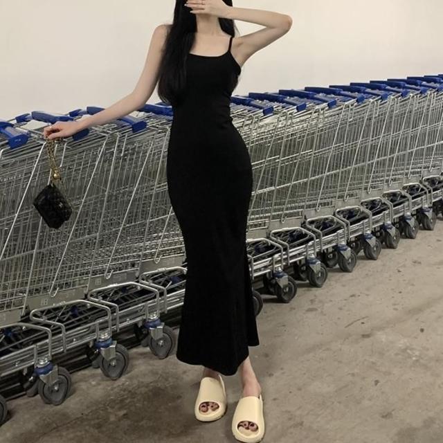 【D.studio】韓版氣質露背長版吊帶連衣裙(連身裙 洋裝 套裝 女裝 裙裝 小可愛 背心  S251)