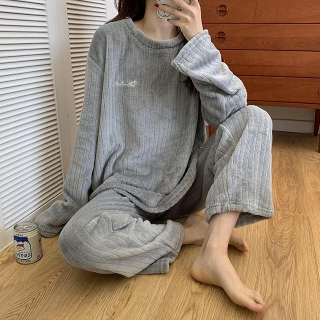【D.studio】韓版休閒居家珊瑚絨睡衣套裝(針織上衣 毛衣 長袖上衣 女裝 衣服 寬鬆上衣 冬裝 發熱衣 S283)