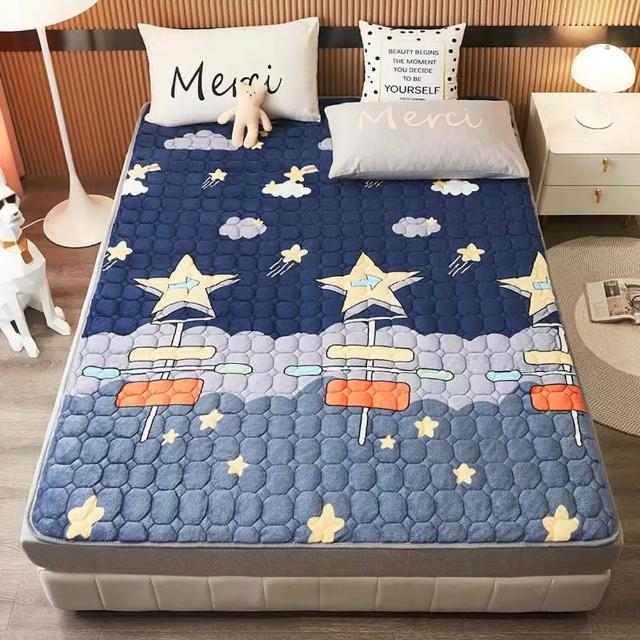 【寢聚 Sleep Club】蓄熱法蘭絨床墊 保暖墊 單人/雙人/加大任選(法蘭絨 床墊 日式床墊 軟床墊 床包 暖墊)