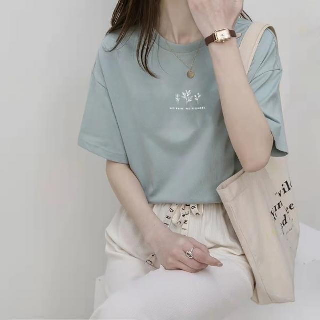 【D.studio】韓版寬鬆文青風圖案短袖上衣(短袖t恤 女裝 顯瘦上衣 衣服 寬鬆上衣 素T T505)