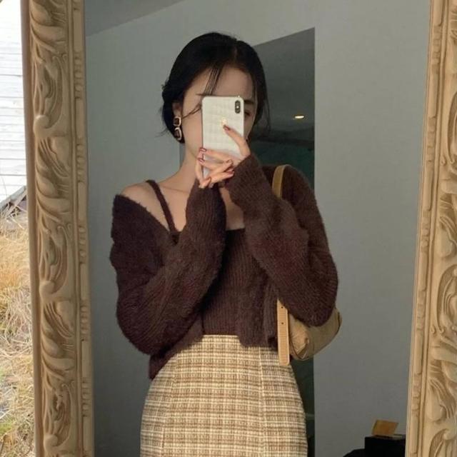 【D.studio】韓版氣質軟糯毛絨絨兩件式毛衣外套+背心(套裝女裝衣服外套長袖小可愛女裝衣服 J234)