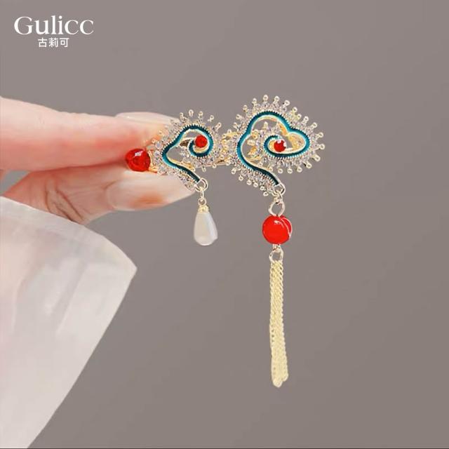 【Gulicc 古莉可】髮夾 古典流蘇花朵 仙氣爆棚小抓夾(7夕情人節 生日 髮飾 頭飾 鯊魚夾 抓夾 禮物)