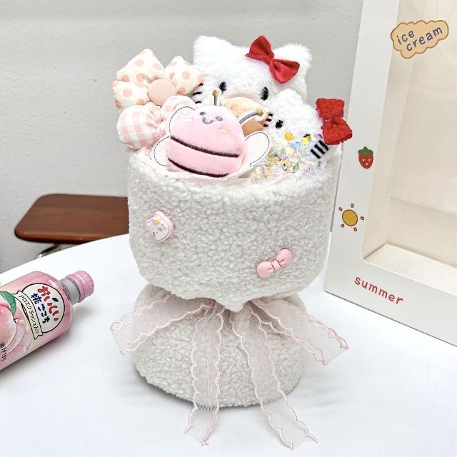 【天使愛美麗】卡通玩偶花束 創意可愛毛絨娃娃花束(畢業花束 公仔花束七夕生日 情人節 母親節禮物)