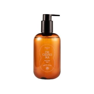 【阿嬤的配方】官方直營 酒粕保濕精油沐浴露 300ml(胺基酸/酒粕糖蜜/3D鎖水因子/積雪草萃取/木質調精油)