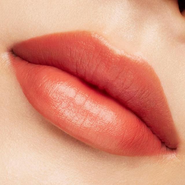 【Shu uemura 植村秀】官方直營 無色限輕感慕絲唇釉(Shu uemura /口紅/唇彩)