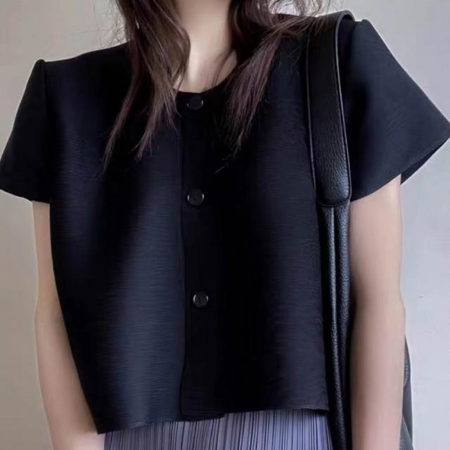 【巴黎精品】現貨限搶 三宅風皺褶衣服褶皺上衣摺衣彈力大尺碼(高領無袖寬鬆女T恤3款b1a36)