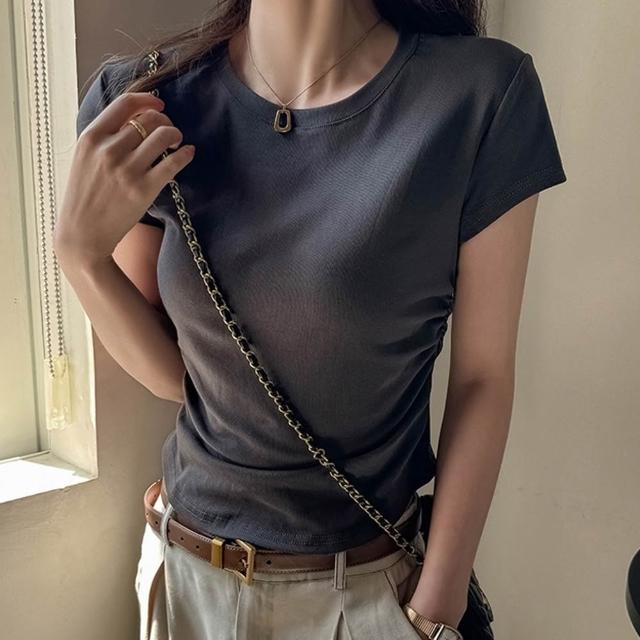 【D.studio】韓版顯瘦收腰短袖上衣 短版上衣 衣服 夏天女裝 短板上衣 短版t恤 短袖t恤 素T 運動上衣 T701